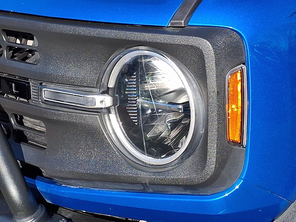 Thumbnail: 2021 Ford Bronco - 7