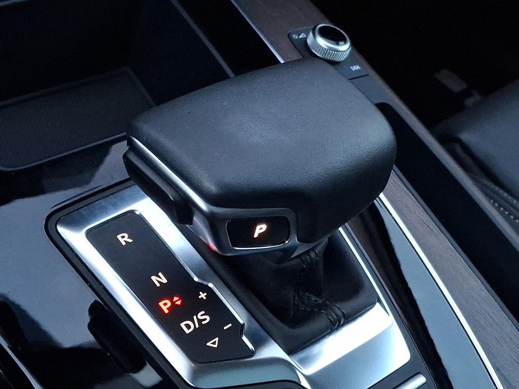 Thumbnail: 2024 Audi Q5 - 12