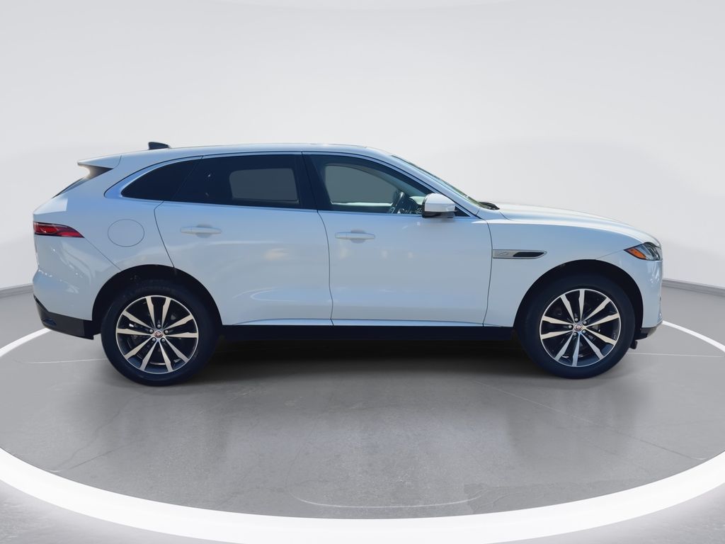 Thumbnail: 2022 Jaguar F-Pace - 9
