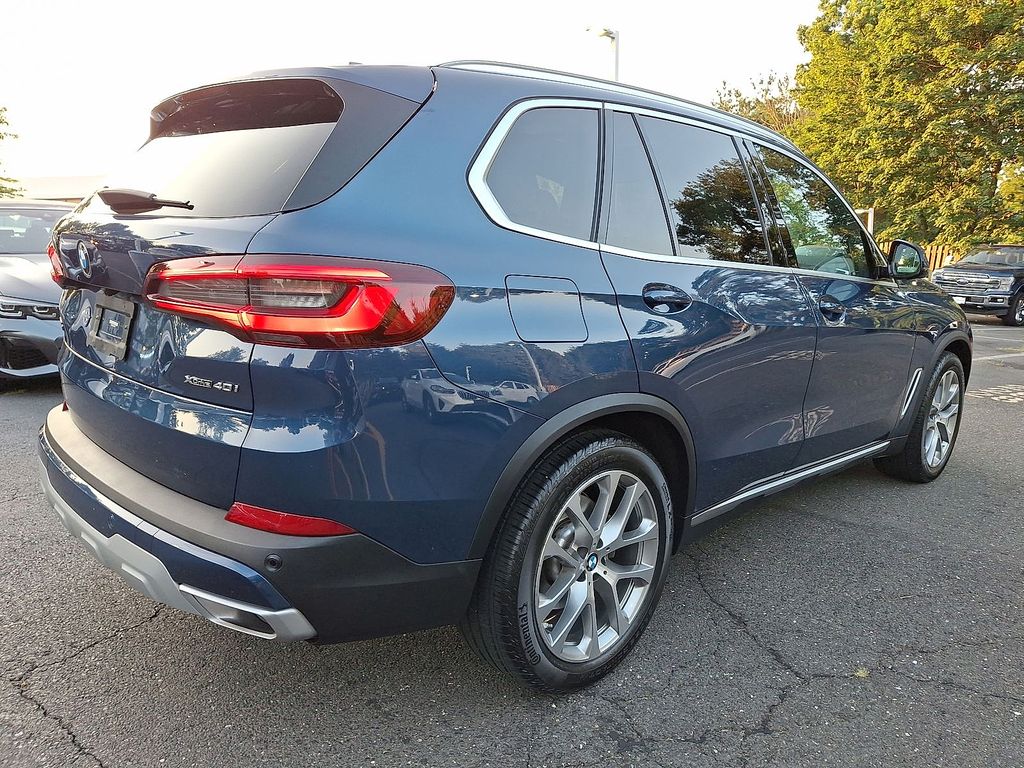 Thumbnail: 2023 BMW X5 - 24