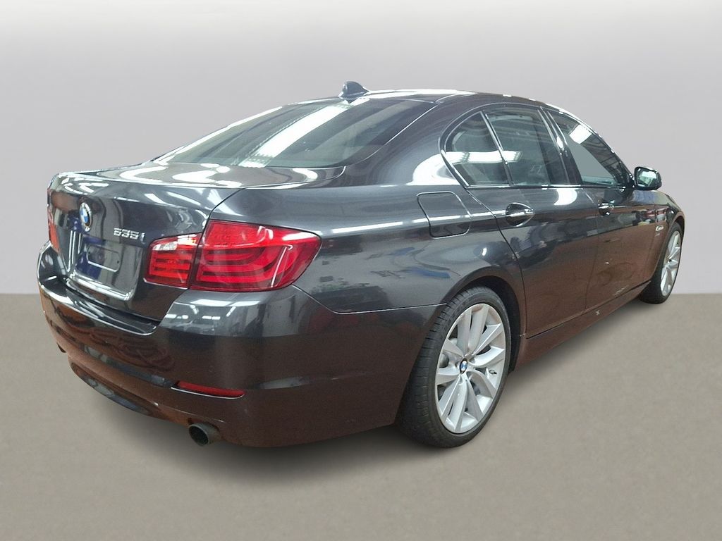 Thumbnail: 2011 BMW 5 Series - 4