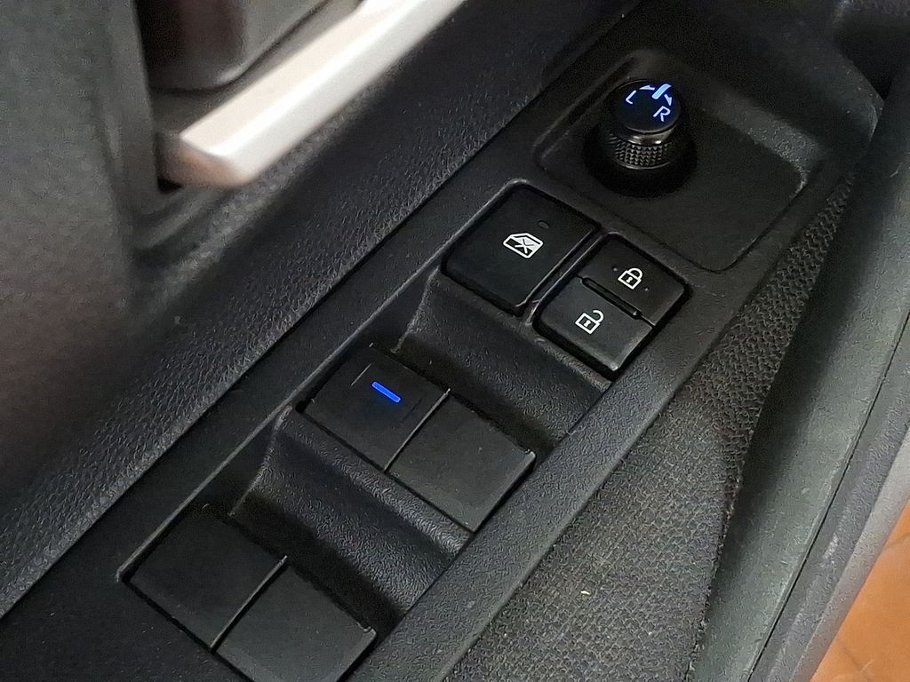 Thumbnail: 2020 Toyota Corolla - 23