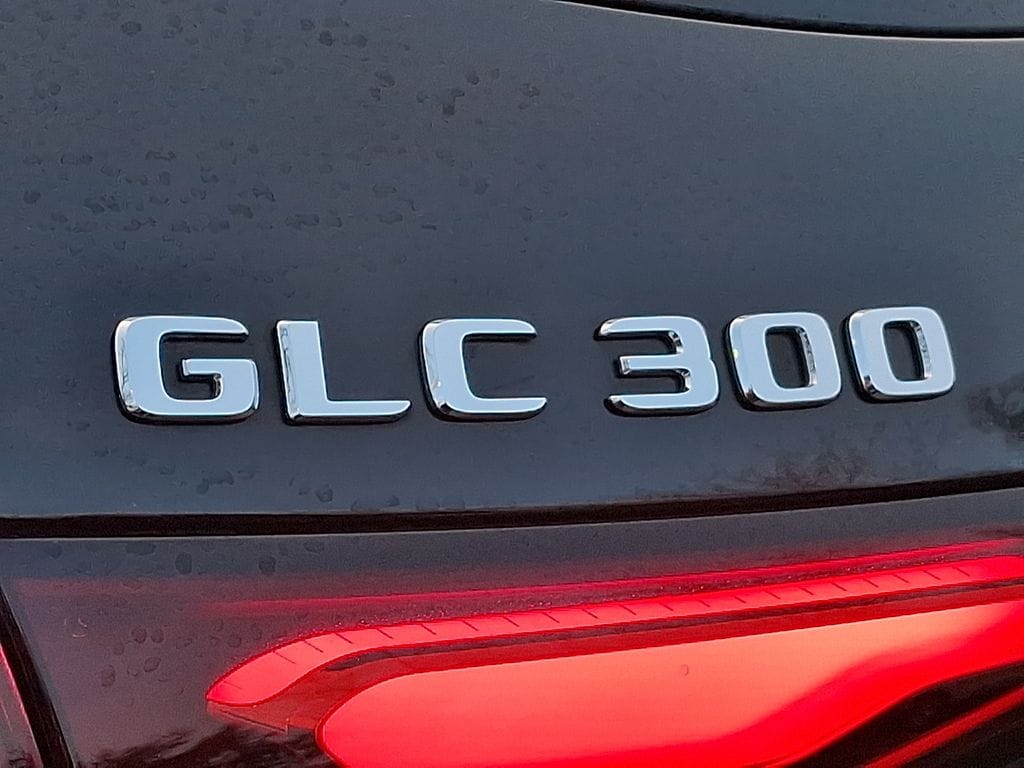 Thumbnail: 2023 Mercedes-Benz GLC - 27