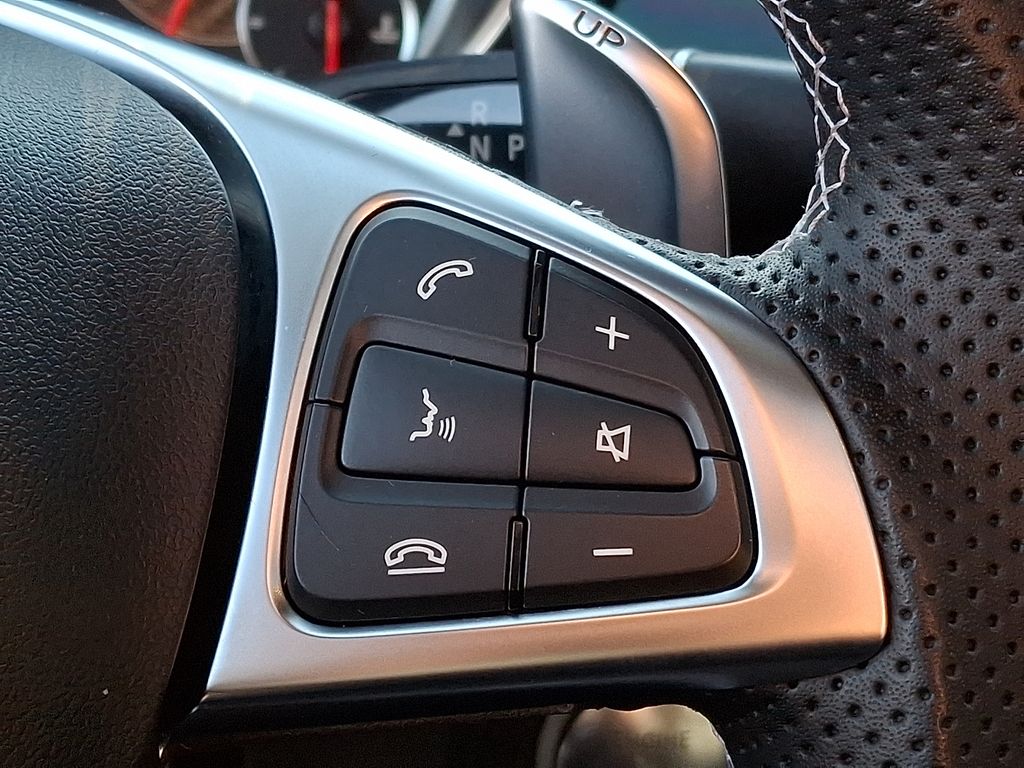 Thumbnail: 2019 Mercedes-Benz GL-Class - 17