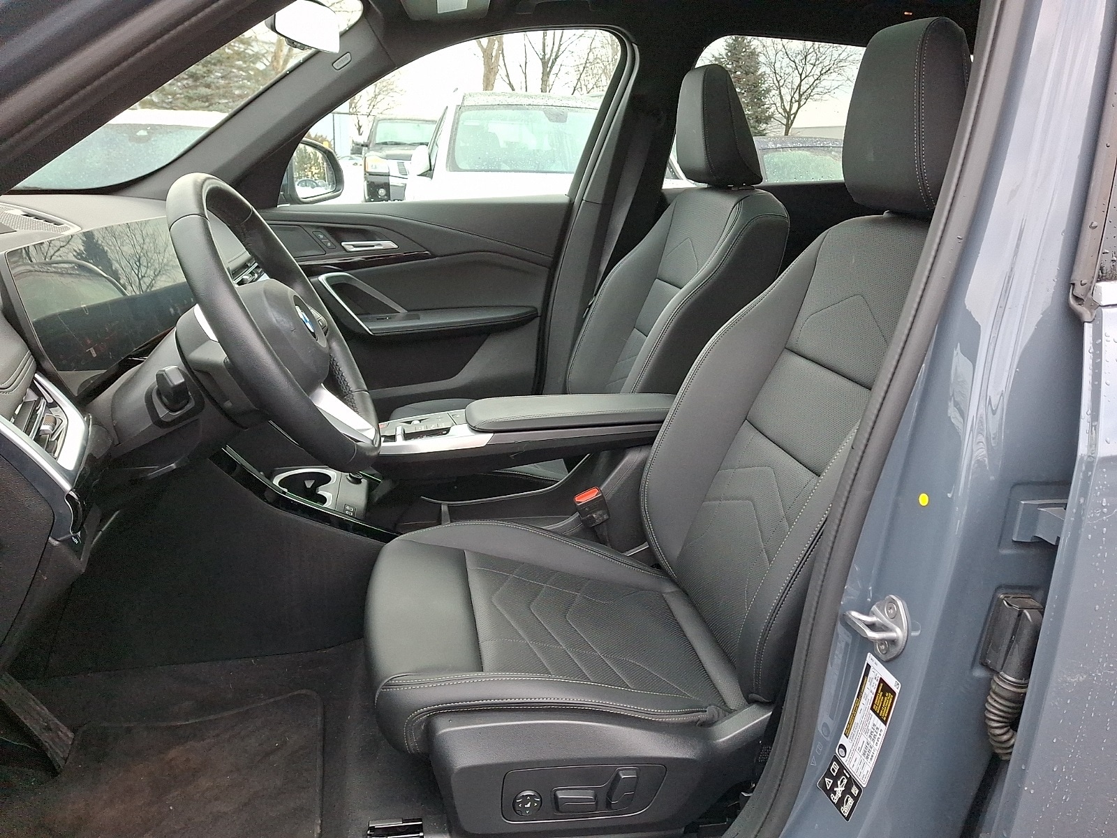 Thumbnail: 2025 BMW X1 - 9