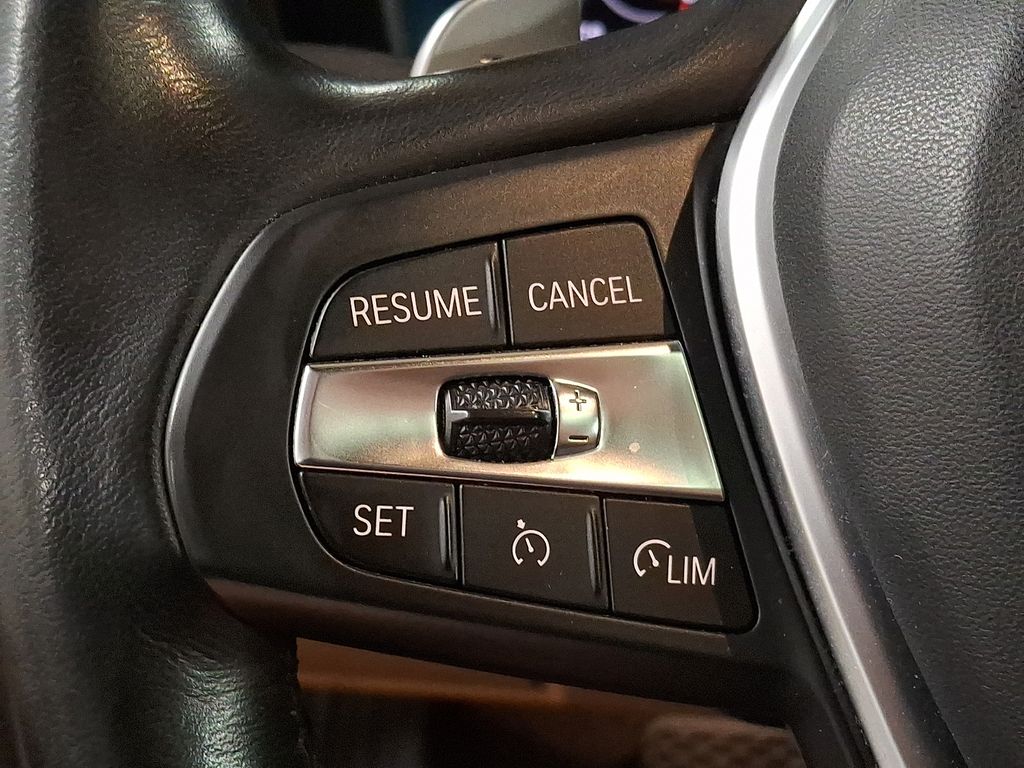 Thumbnail: 2020 BMW 3 Series - 16