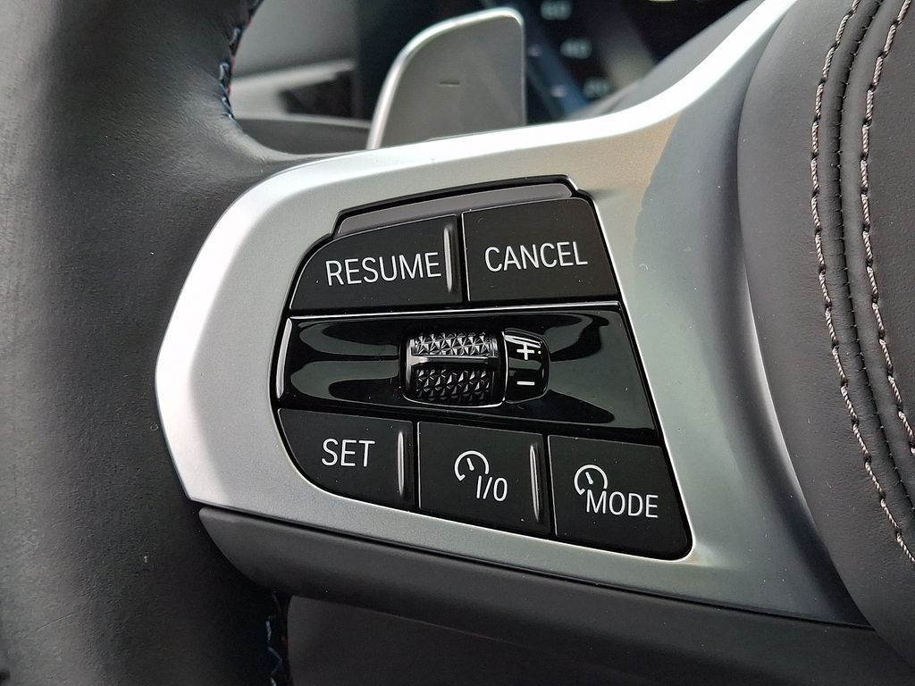 Thumbnail: 2025 BMW X6 - 18