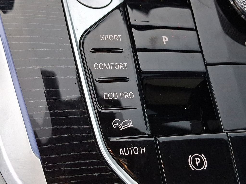 Thumbnail: 2025 BMW X5 - 19