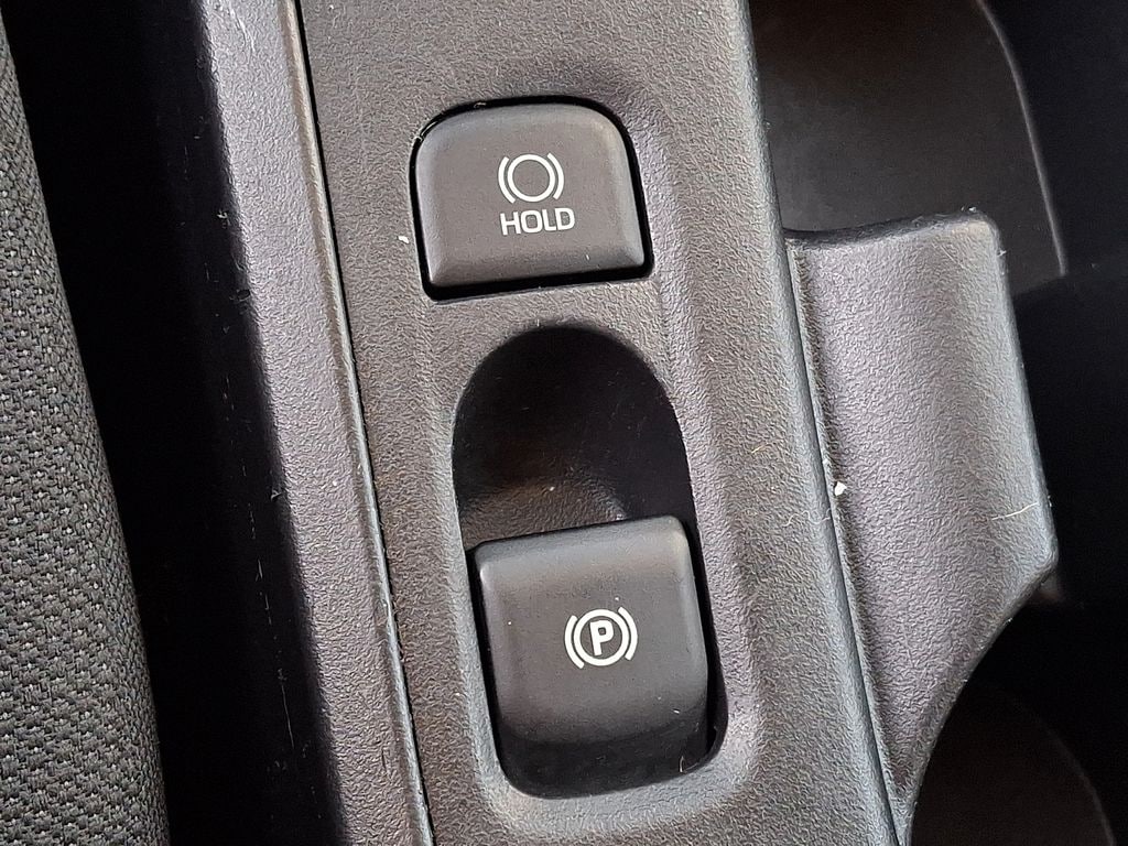 Thumbnail: 2023 Toyota Corolla - 17