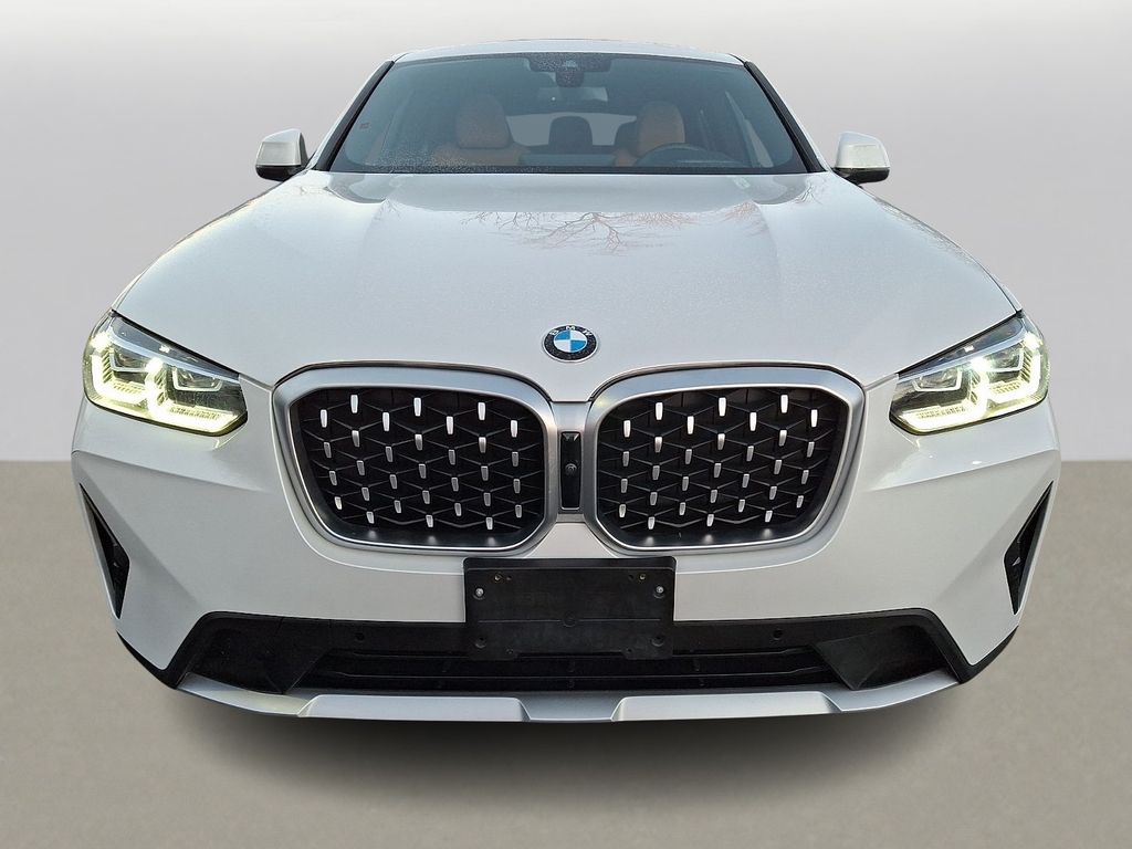 Thumbnail: 2023 BMW X4 - 2