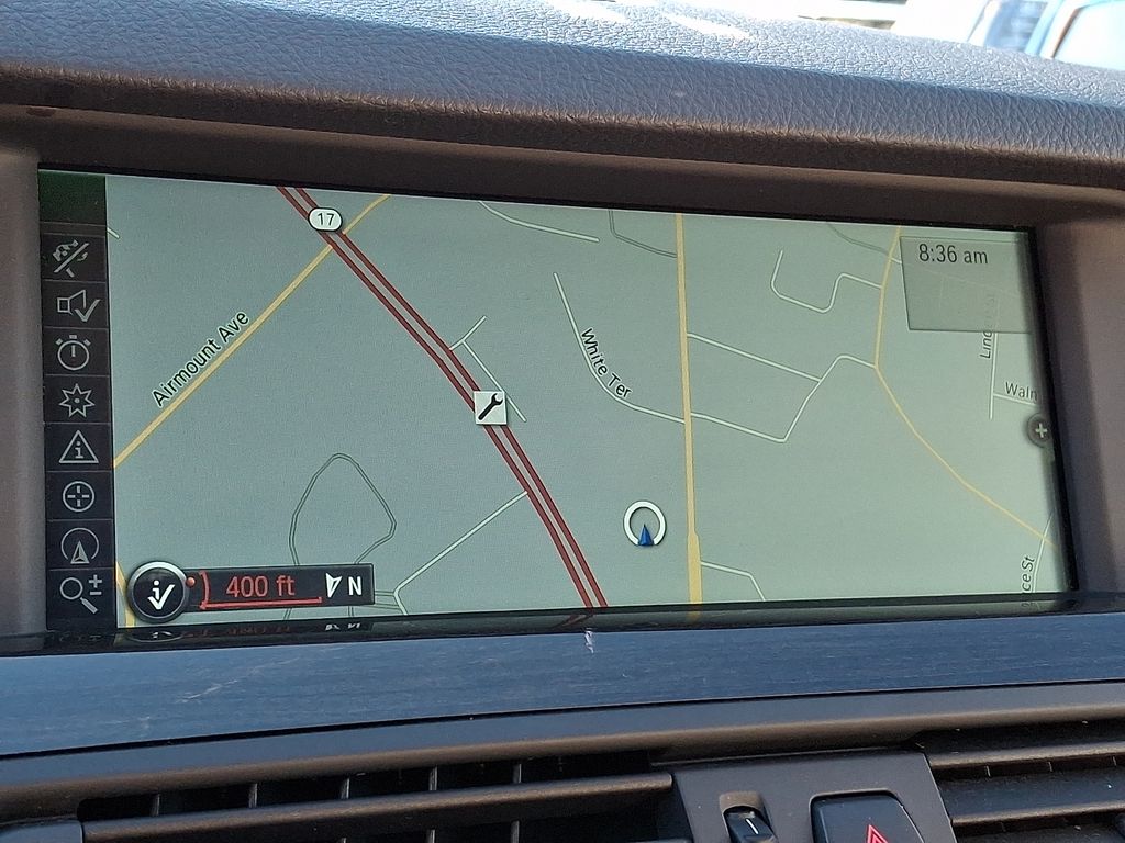 Thumbnail: 2011 BMW 5 Series - 14