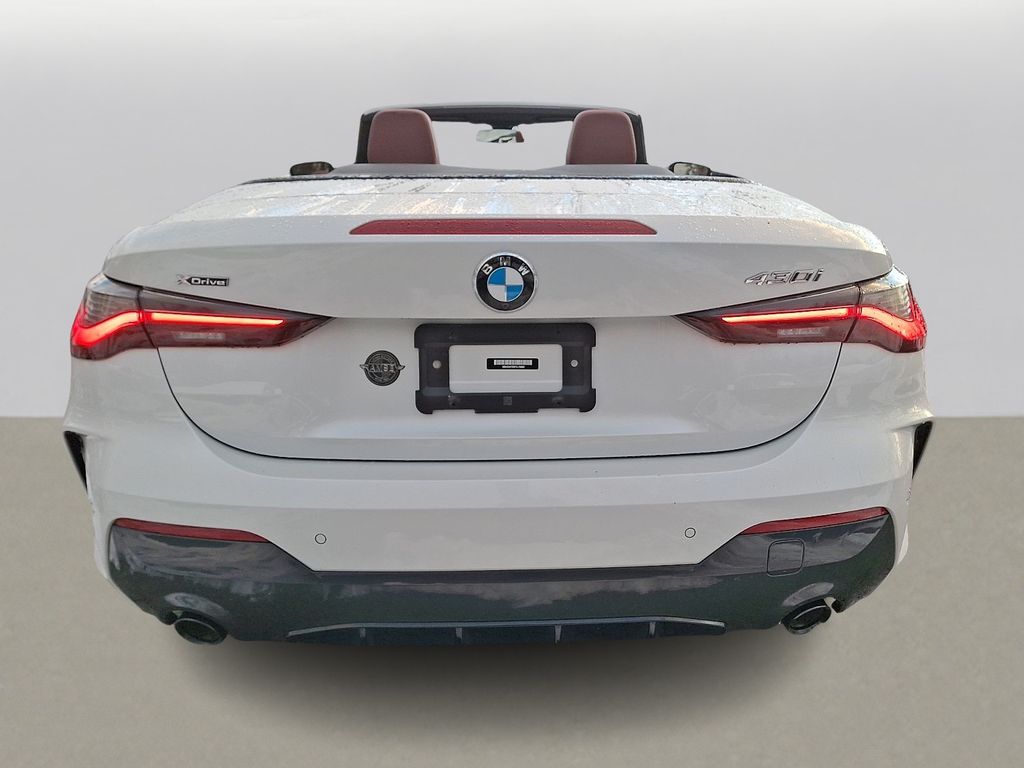 Thumbnail: 2023 BMW 4 Series - 4