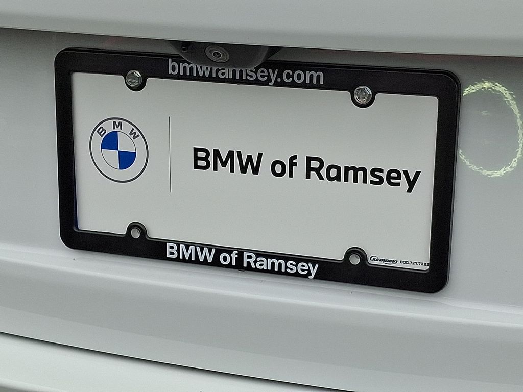 Thumbnail: 2023 Jeep Grand Cherokee - 30