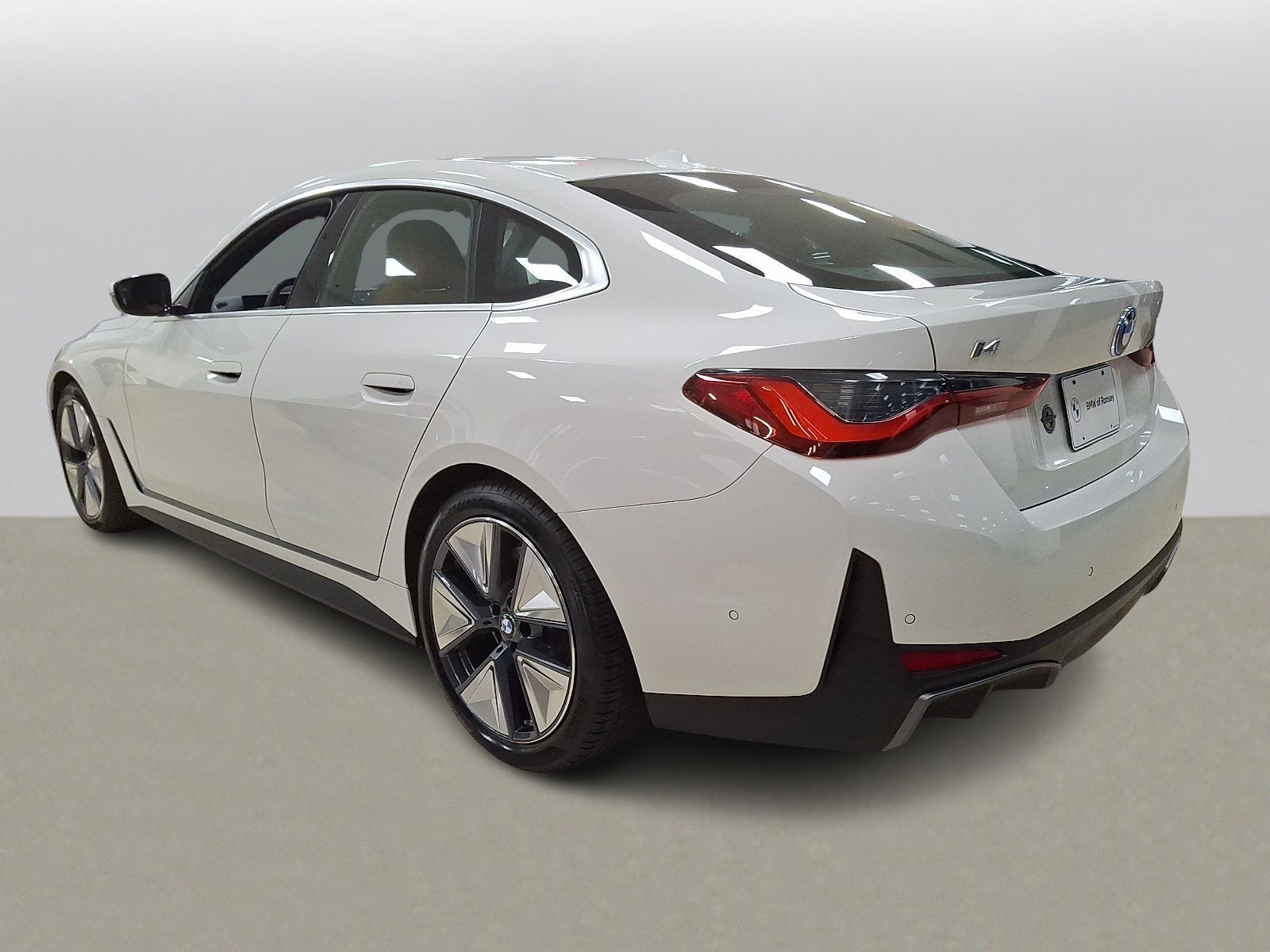 Thumbnail: 2025 BMW i4 - 5