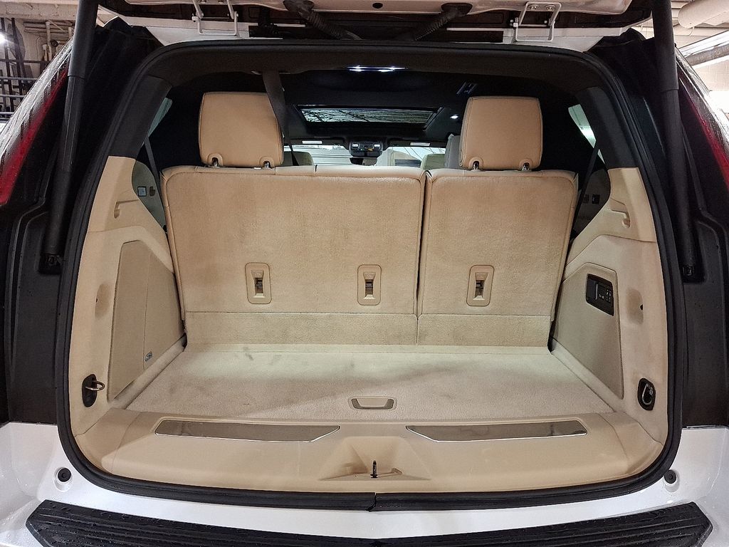 Thumbnail: 2023 Cadillac Escalade - 24