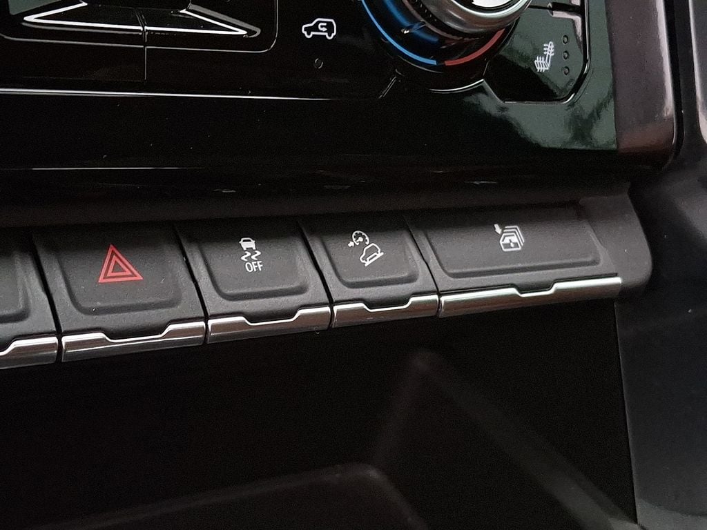 Thumbnail: 2023 GMC Sierra 1500 - 21