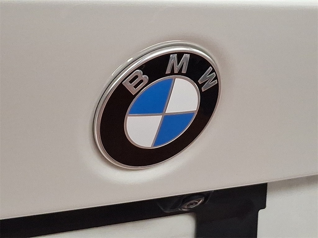 Thumbnail: 2025 BMW 3 Series - 29