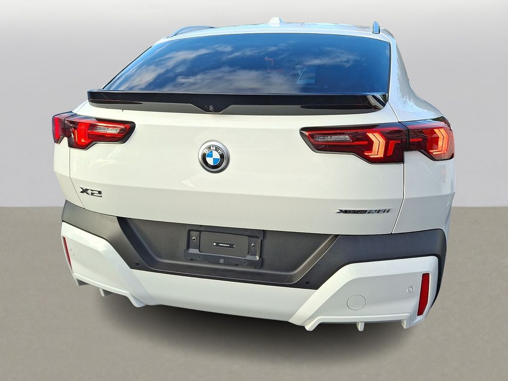 Thumbnail: 2024 BMW X2 - 4