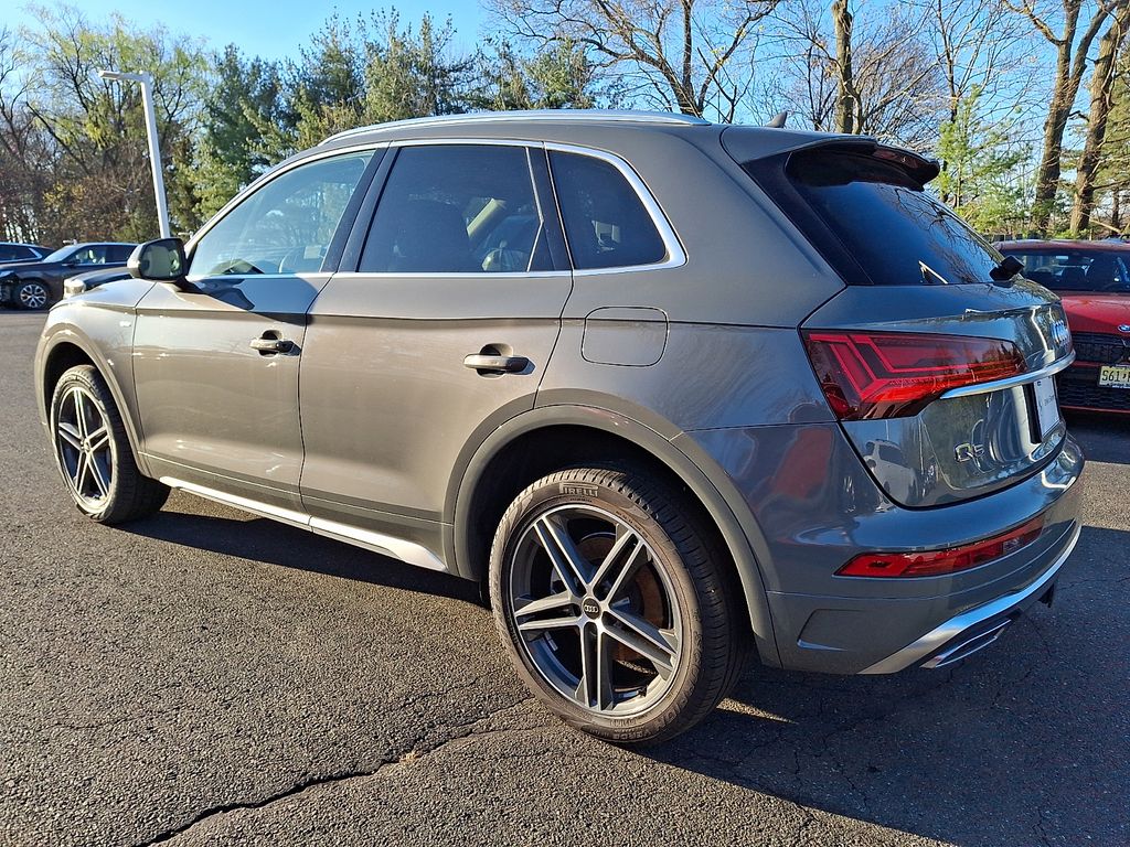 Thumbnail: 2023 Audi Q5 - 6