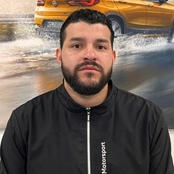 Staff member Brahyan Tabares from ID_b77b136451b7