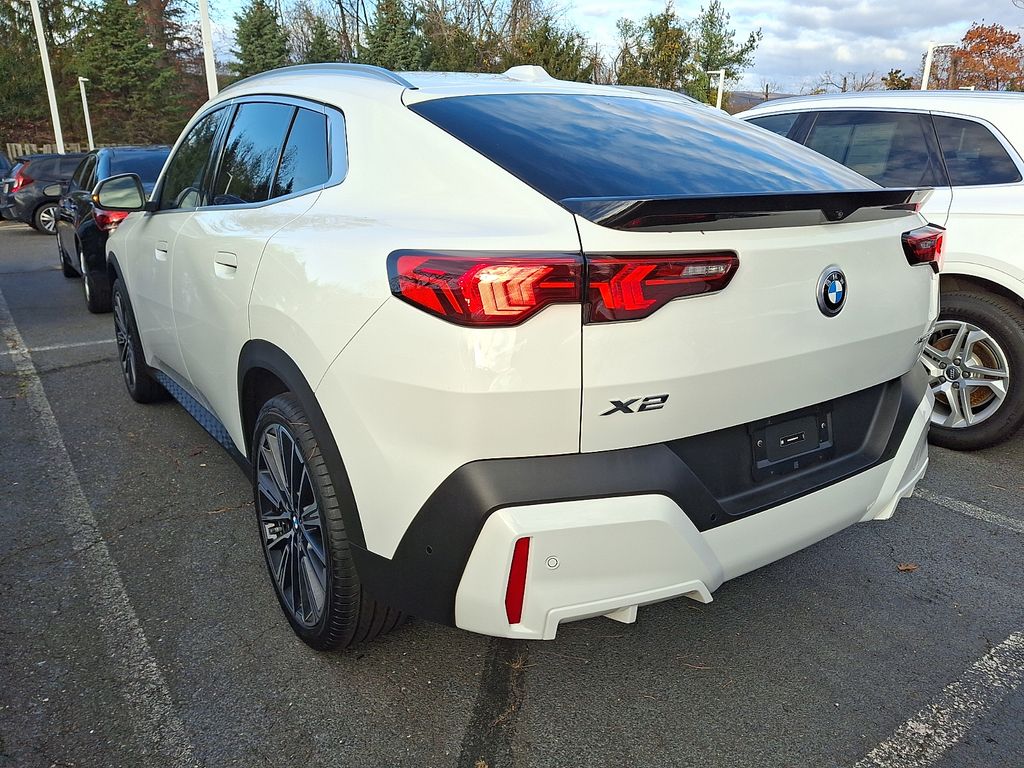 Thumbnail: 2024 BMW X2 - 6