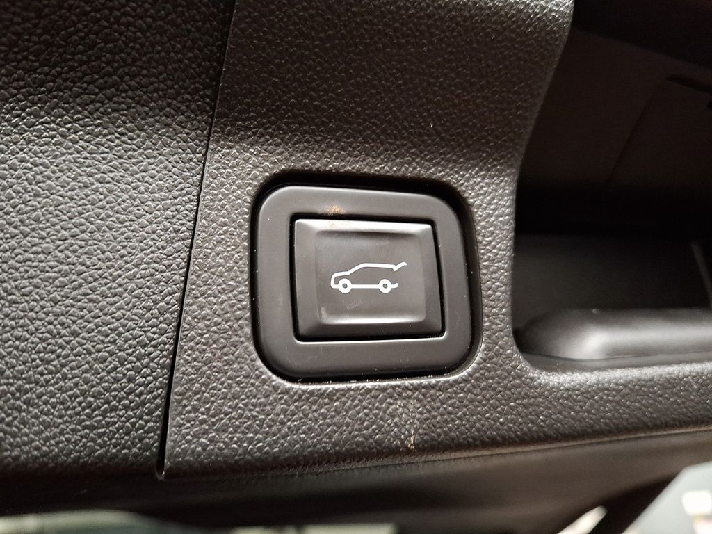 Thumbnail: 2021 GMC Acadia - 28