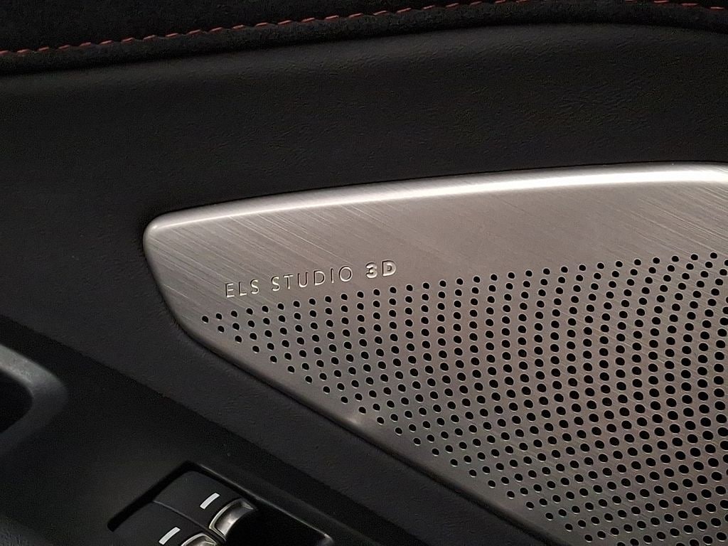 Thumbnail: 2025 Acura RDX - 25