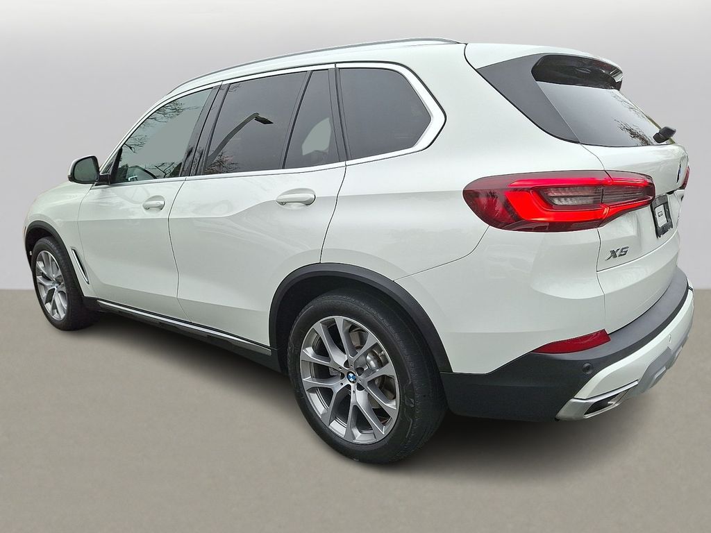 Thumbnail: 2022 BMW X5 - 5