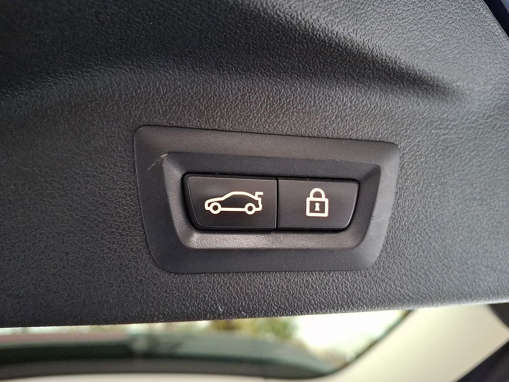 Thumbnail: 2021 BMW X7 - 29