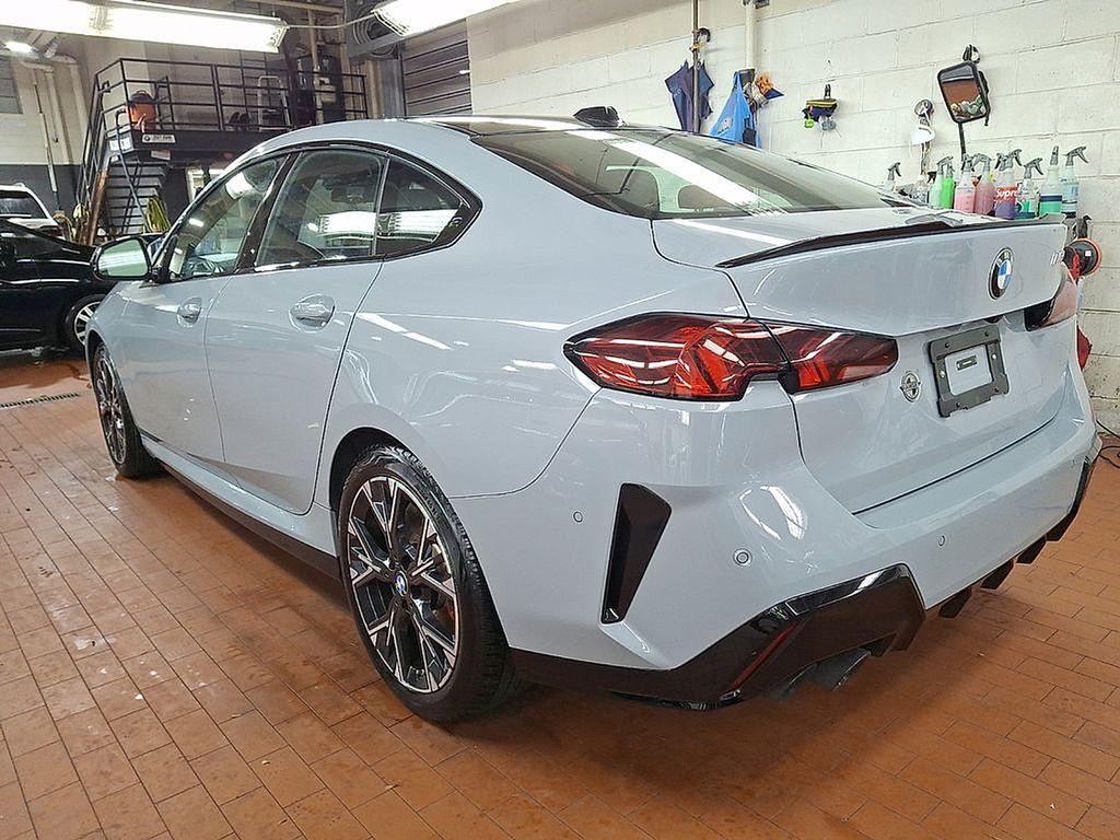 Thumbnail: 2025 BMW 2 Series - 6