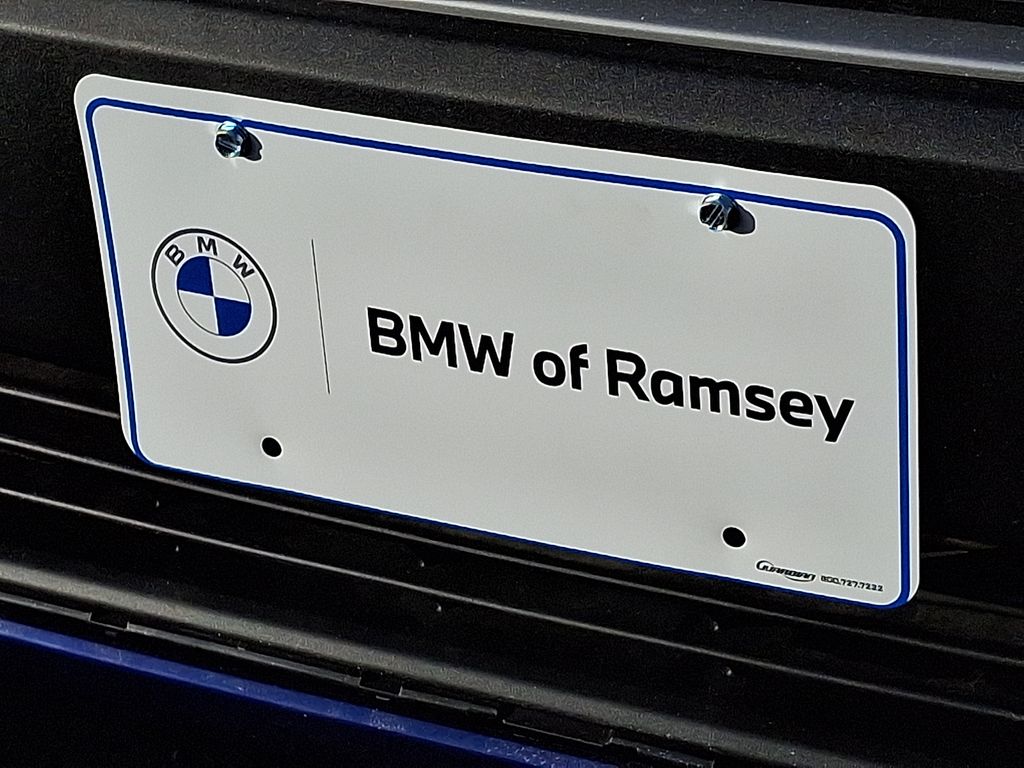 Thumbnail: 2022 Toyota Corolla - 30