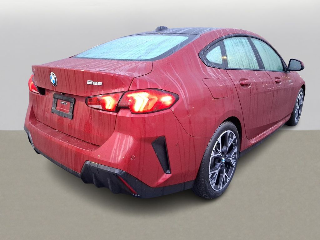 Thumbnail: 2025 BMW 2 Series - 5