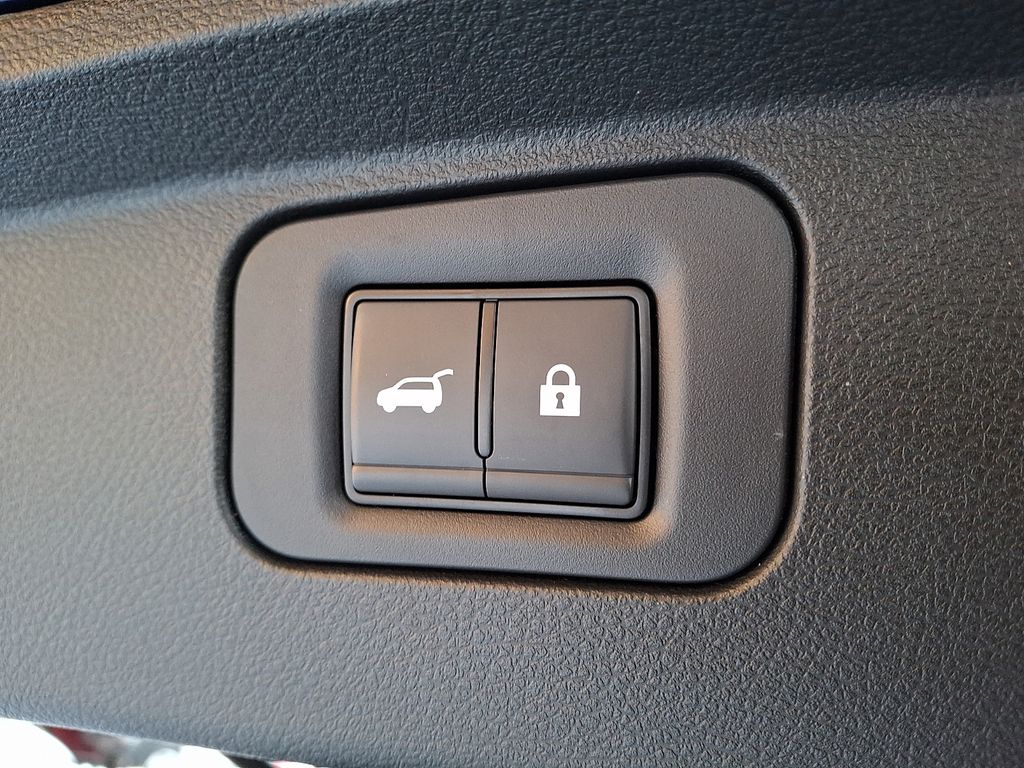 Thumbnail: 2025 INFINITI QX80 - 28