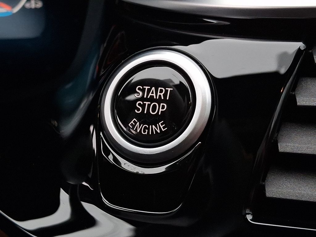 Thumbnail: 2023 BMW 5 Series - 19