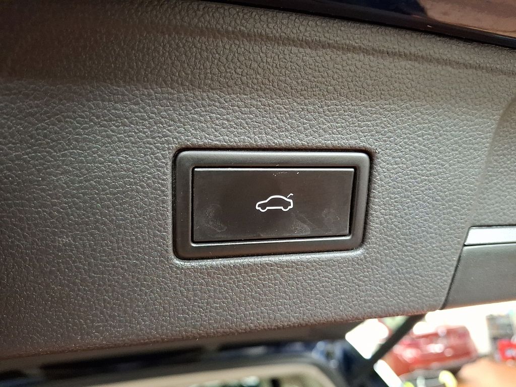 Thumbnail: 2019 Volkswagen Atlas - 27