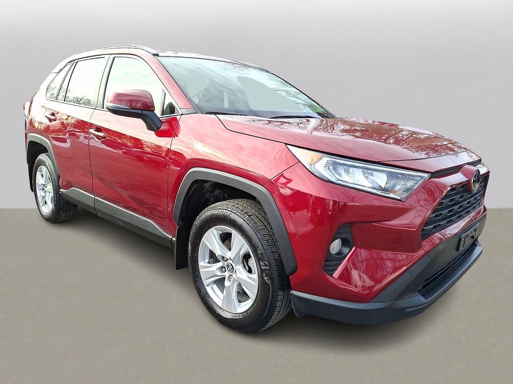 Thumbnail: 2019 Toyota RAV4 - 3