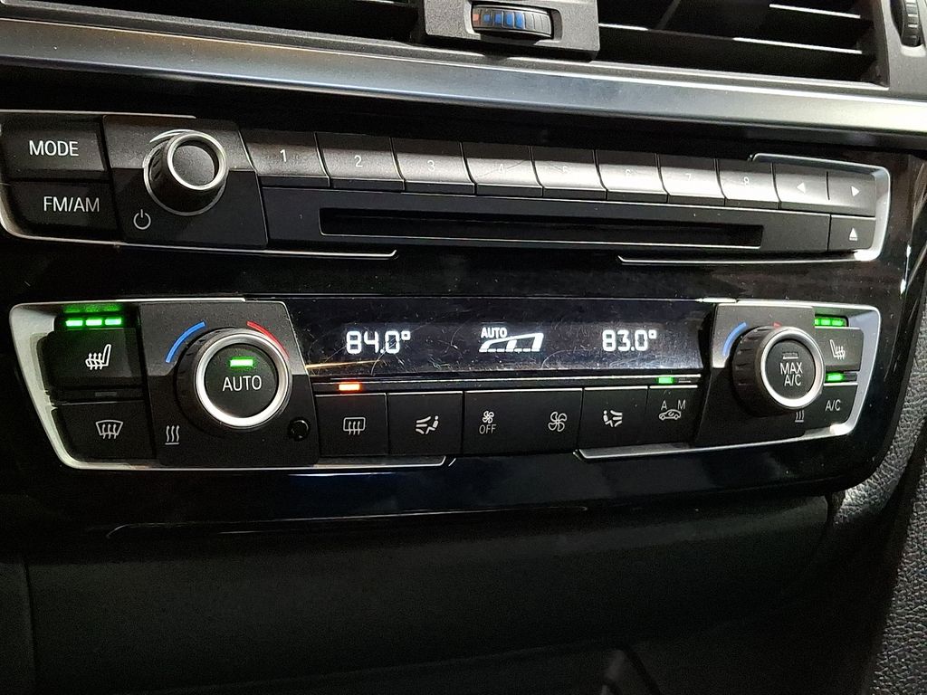 Thumbnail: 2018 BMW 3 Series - 15