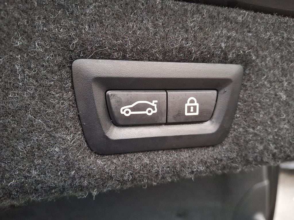 Thumbnail: 2019 BMW M5 - 29