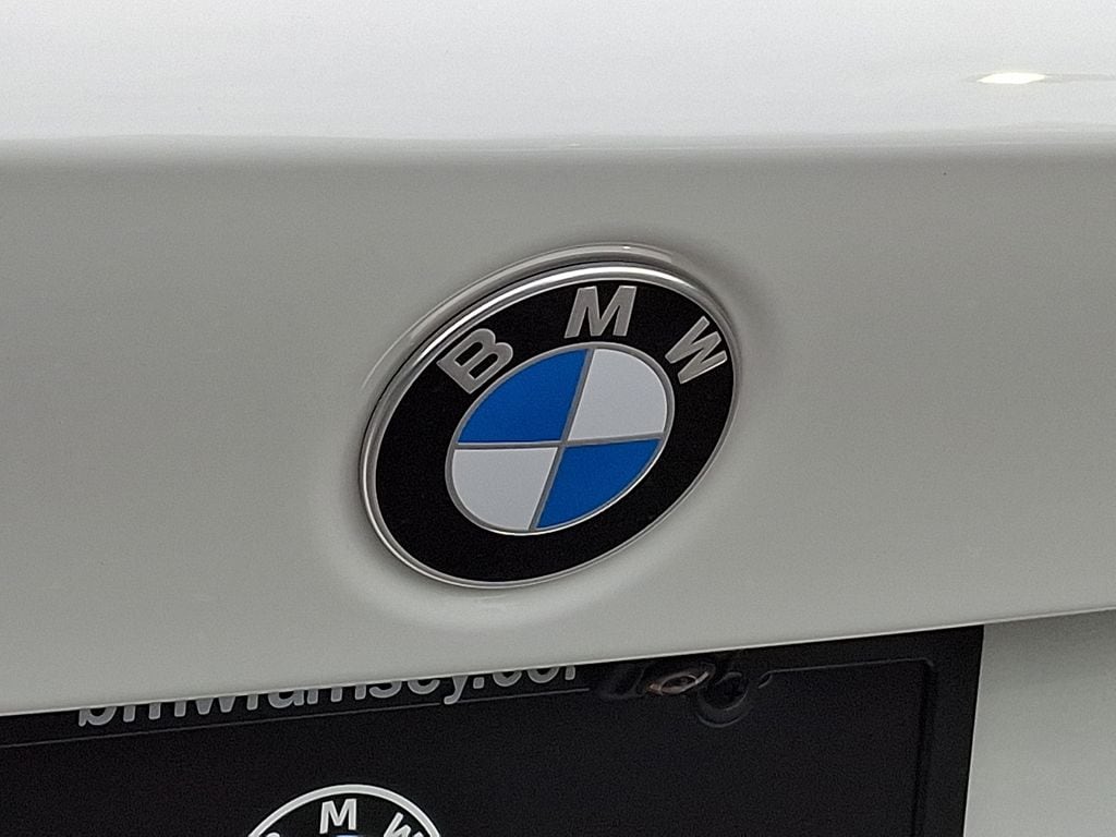 Thumbnail: 2025 BMW 3 Series - 27