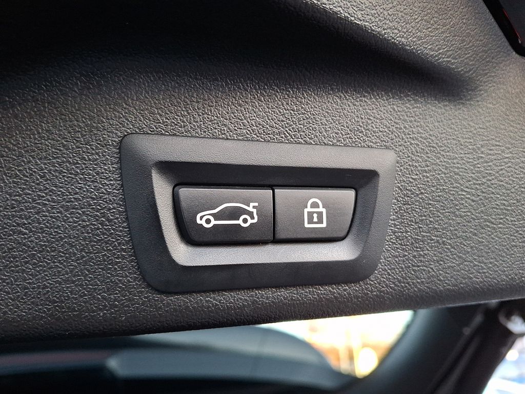 Thumbnail: 2023 BMW X5 - 26