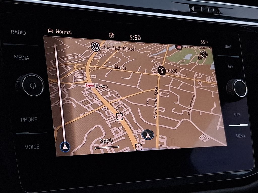 Thumbnail: 2022 Volkswagen Tiguan - 14