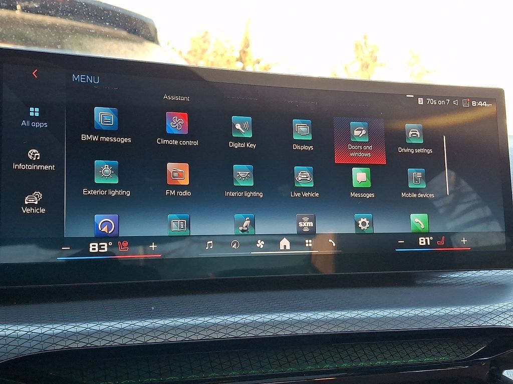 Thumbnail: 2025 BMW 3 Series - 14