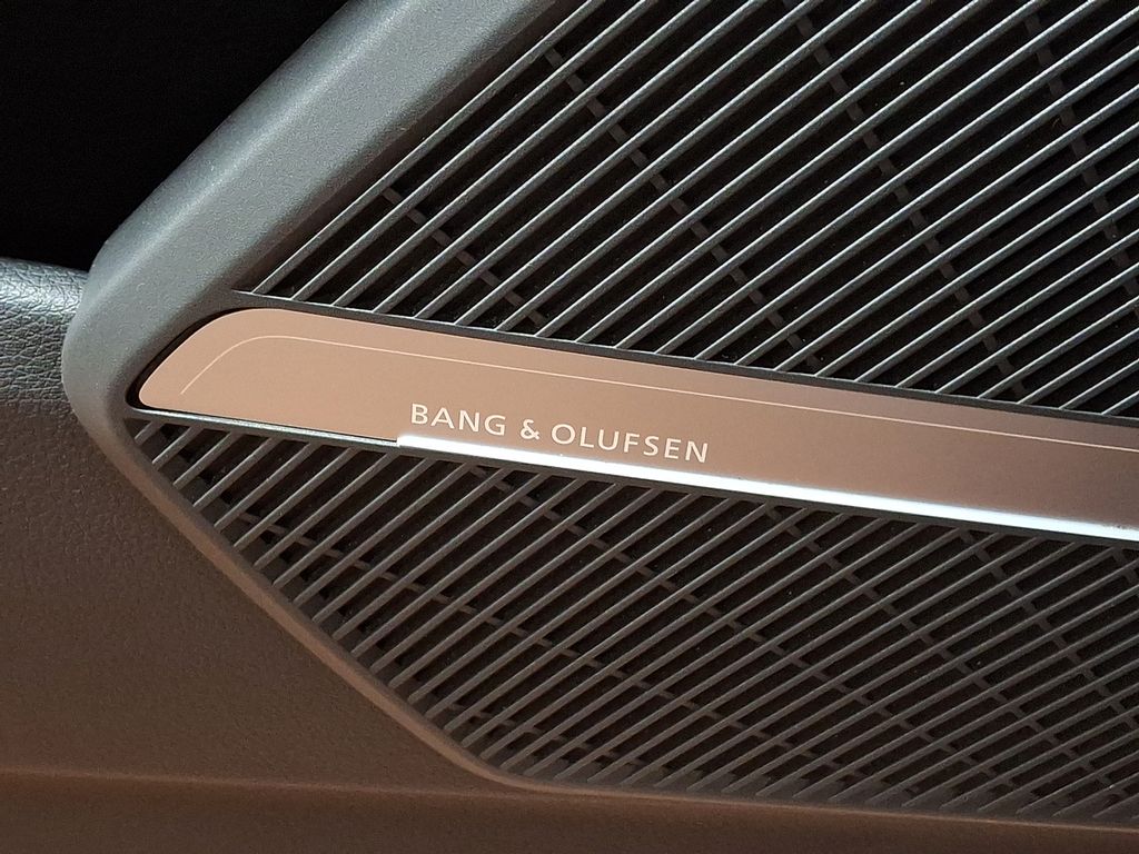 Thumbnail: 2023 Audi Q5 - 22