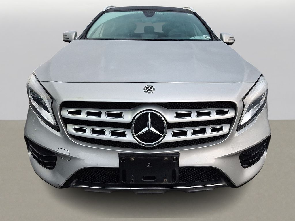 Thumbnail: 2018 Mercedes-Benz GLA - 2