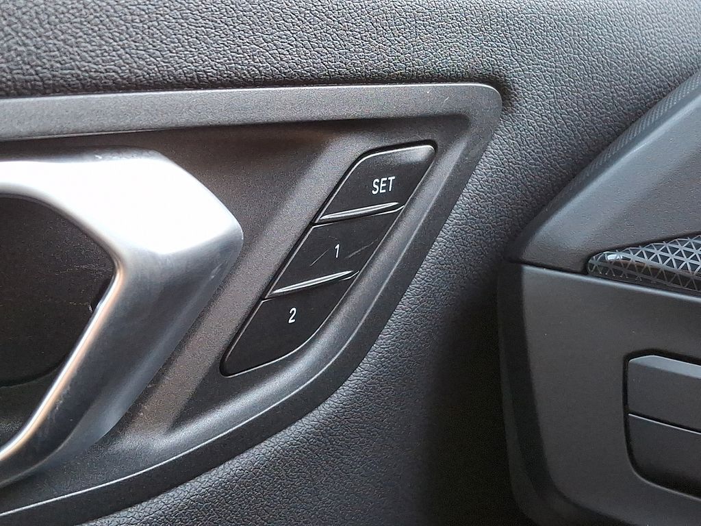 Thumbnail: 2023 BMW 2 Series - 23