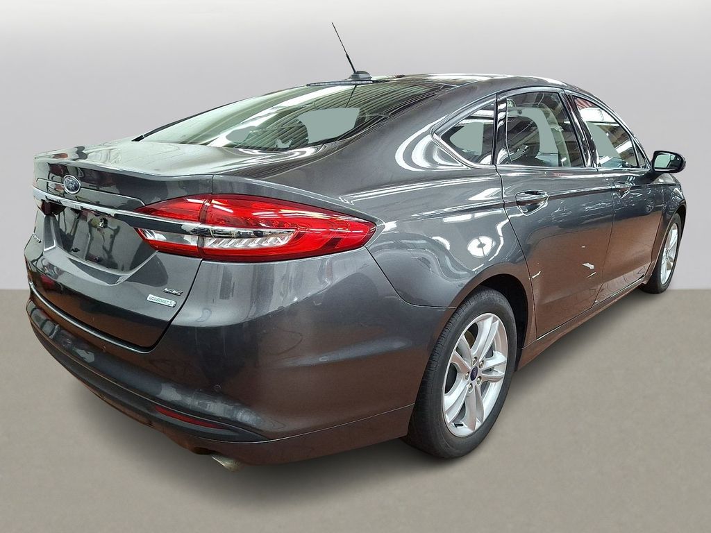 Thumbnail: 2018 Ford Fusion - 4