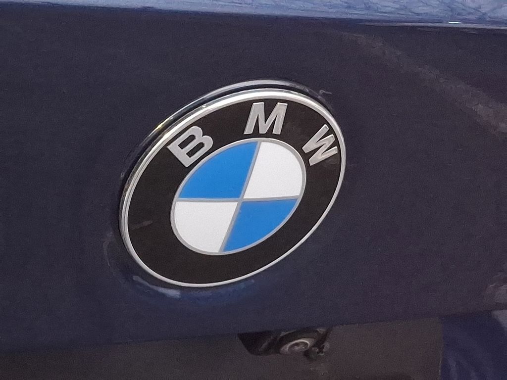 Thumbnail: 2021 BMW 3 Series - 29