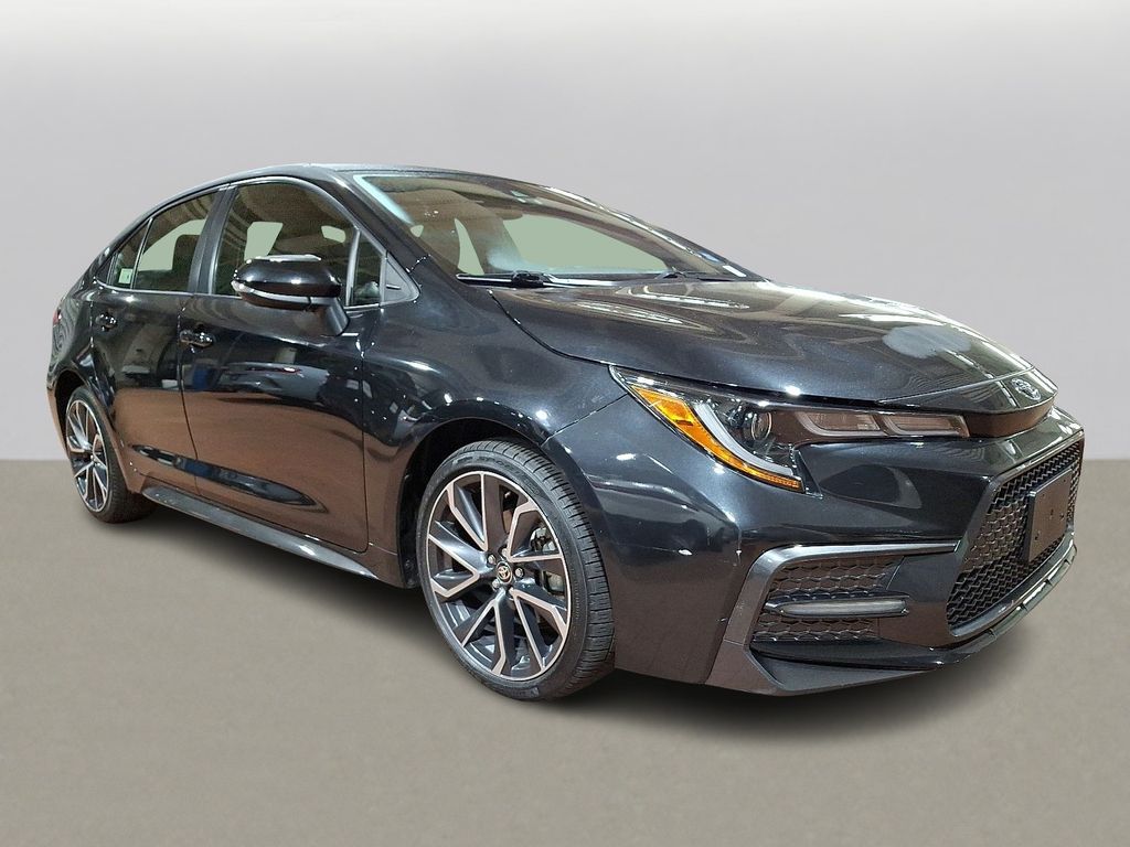 2022 Toyota Corolla SE photo 3