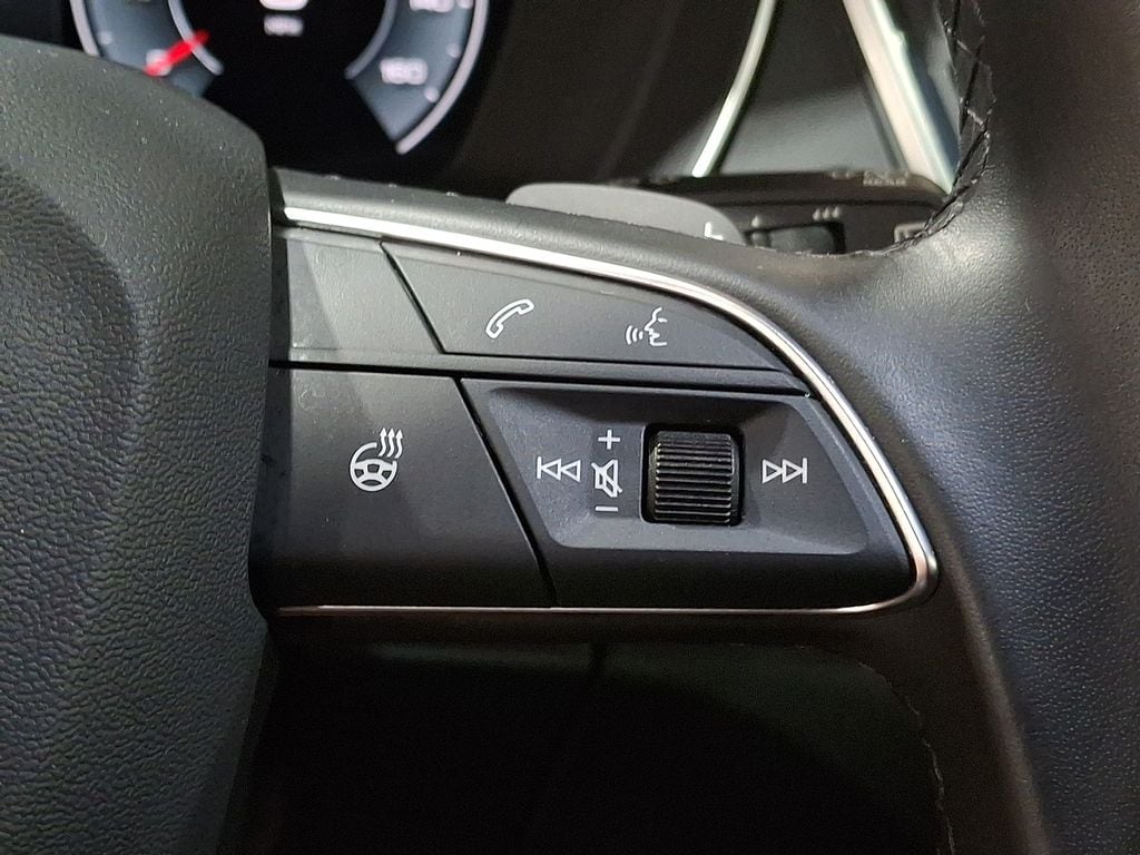 Thumbnail: 2023 Audi Q5 - 17