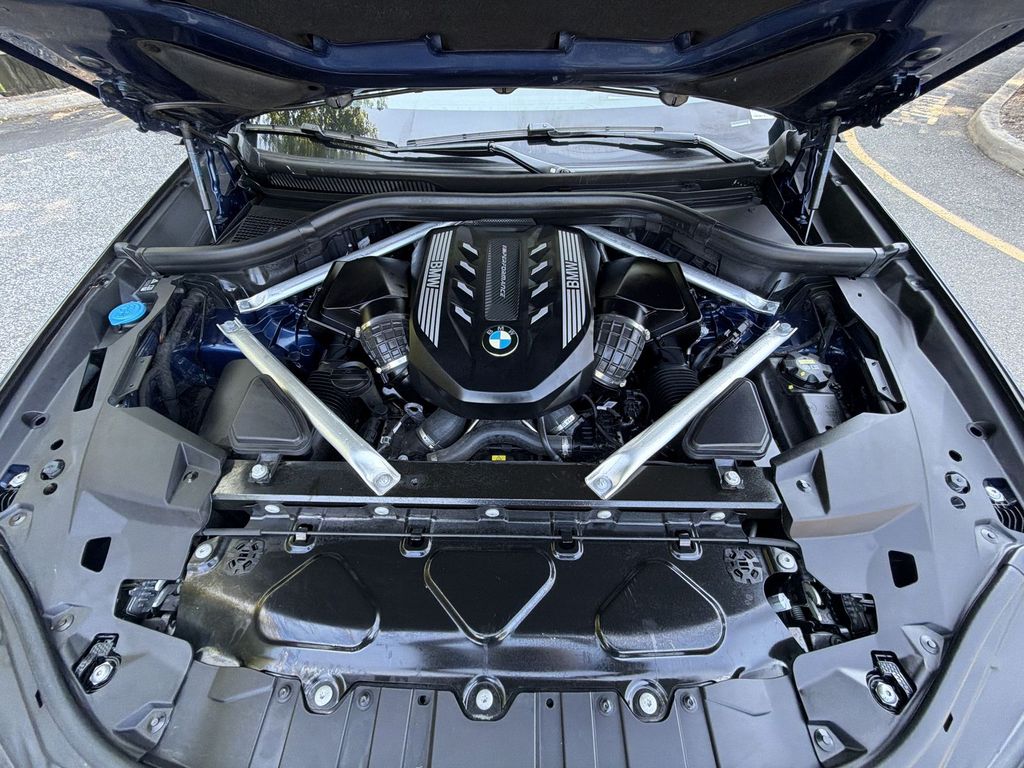Thumbnail: 2022 BMW X5 - 17